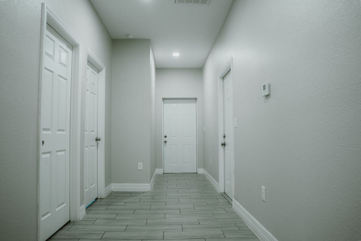 4609 27th St Sw - Photo 3 of 13