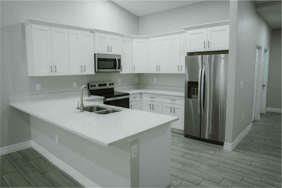 4609 27th St Sw - Photo 4 of 13