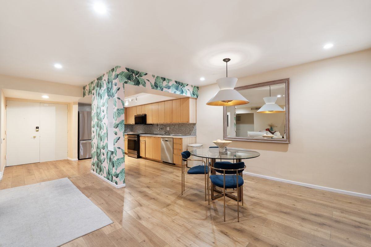 7270 Hillside Ave - Photo 3 of 13