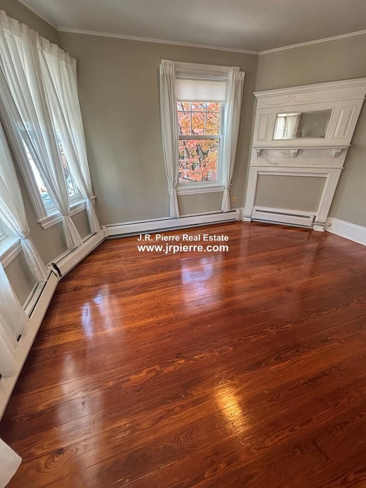 266 Washington St #2 - Photo 2 of 17