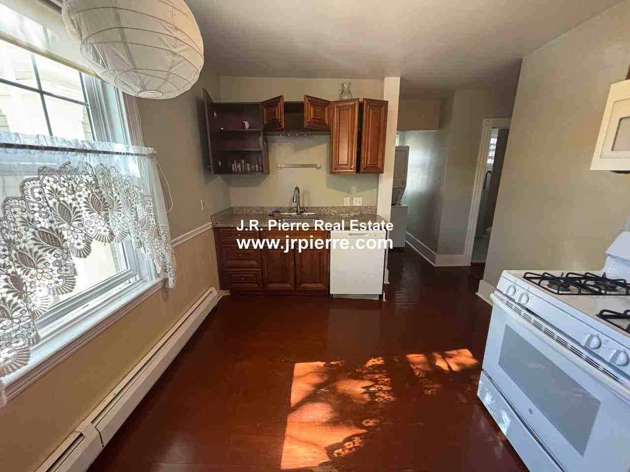 266 Washington St #2 - Photo 7 of 17