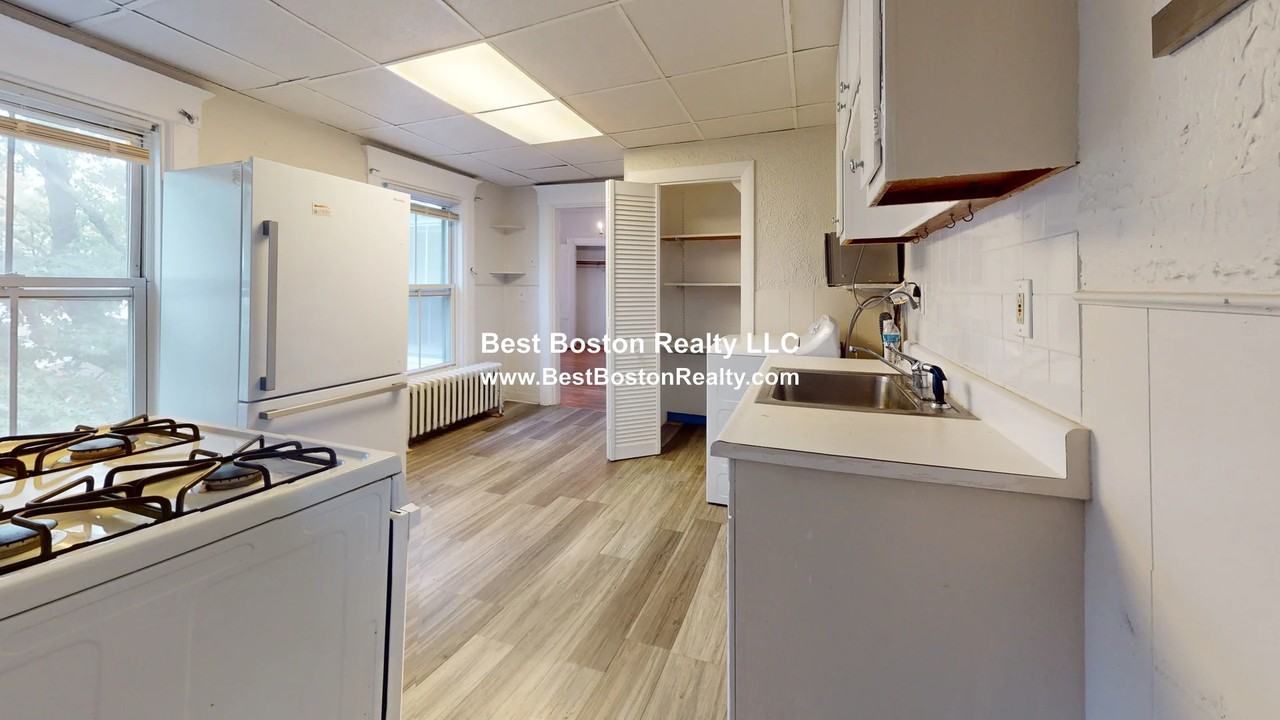 22 Lyle St - Photo 2 of 15