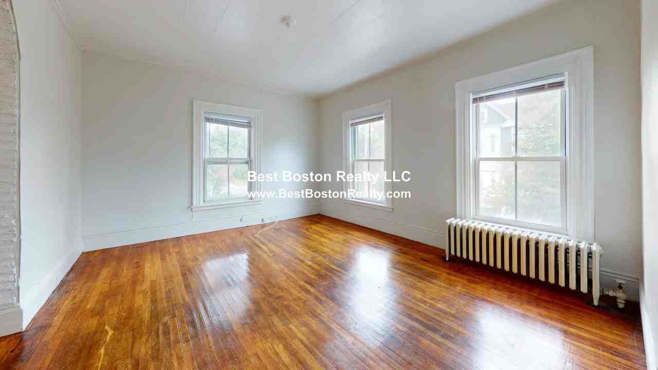 22 Lyle St - Photo 5 of 15