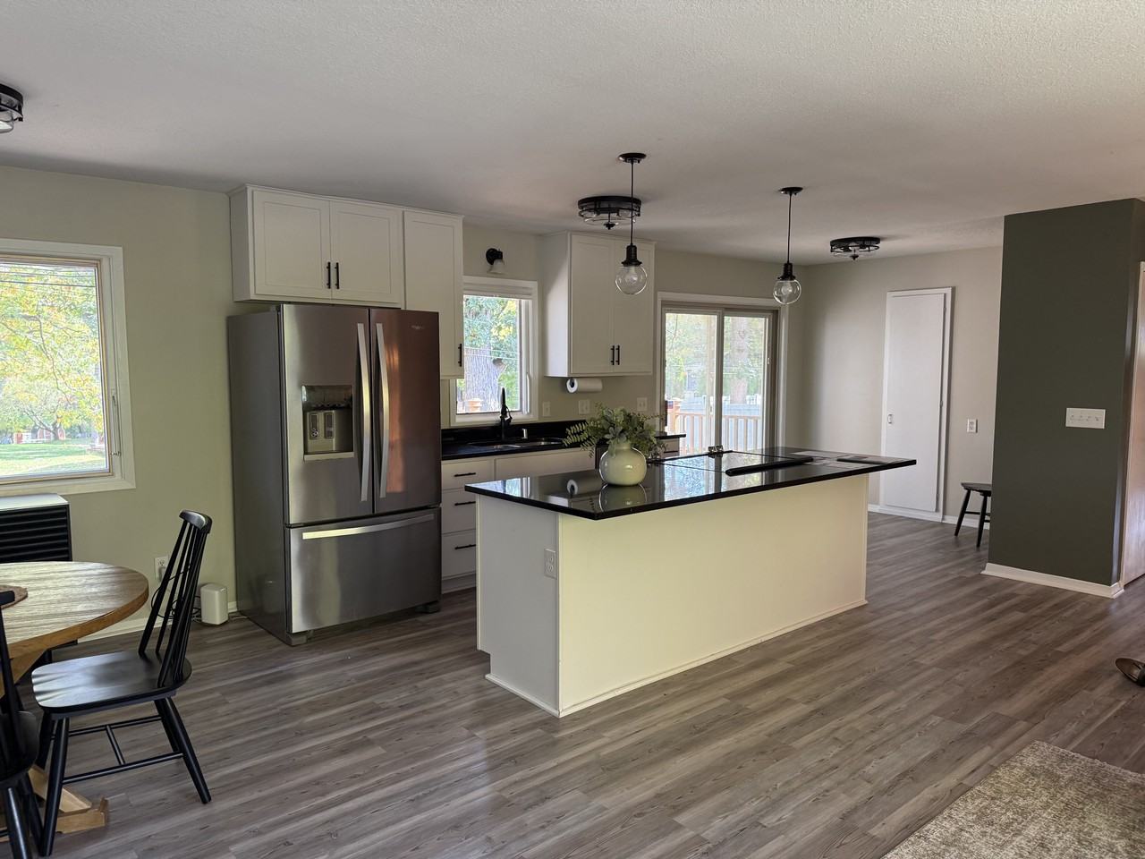 5375 Matterhorn Dr Ne - Photo 4 of 14