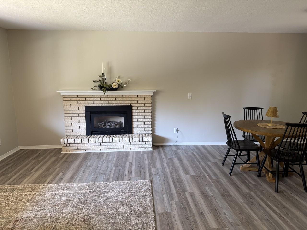 5375 Matterhorn Dr Ne - Photo 5 of 14