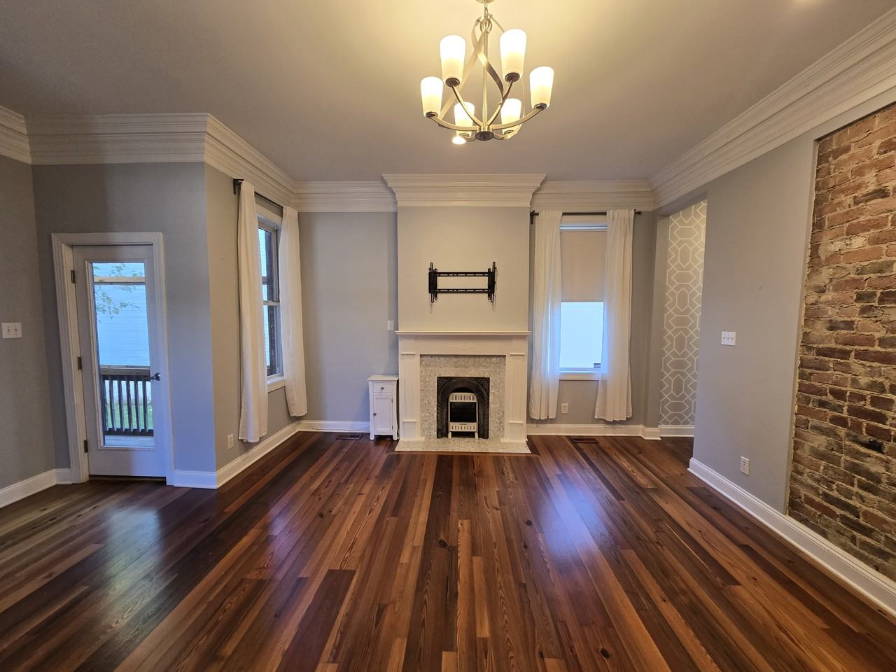 625 N 31st St #1 - Photo 3 of 20