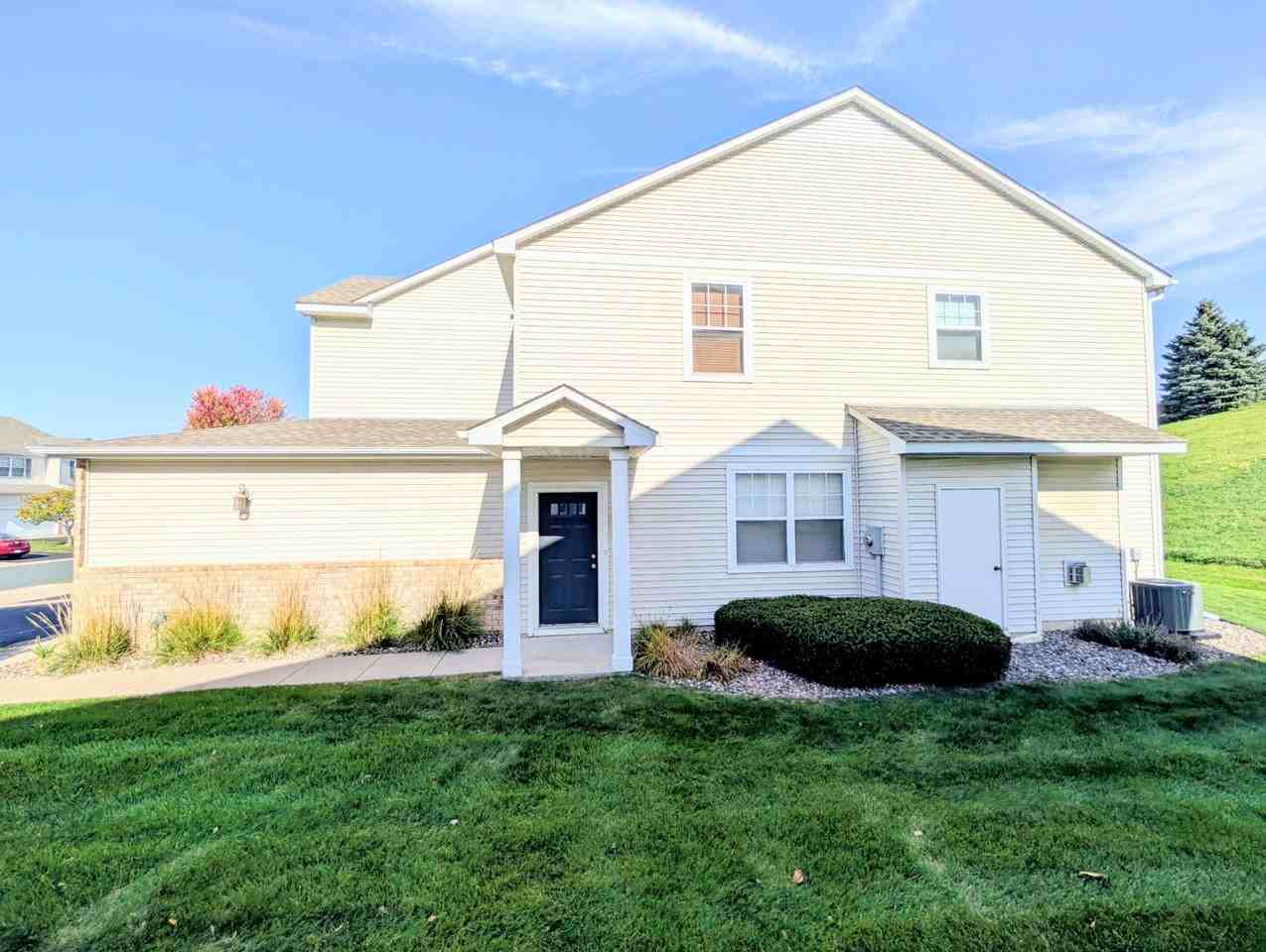 14321 Brookmere Blvd Nw - Photo 3 of 18