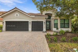featured image of 19305 Skyridge Cir