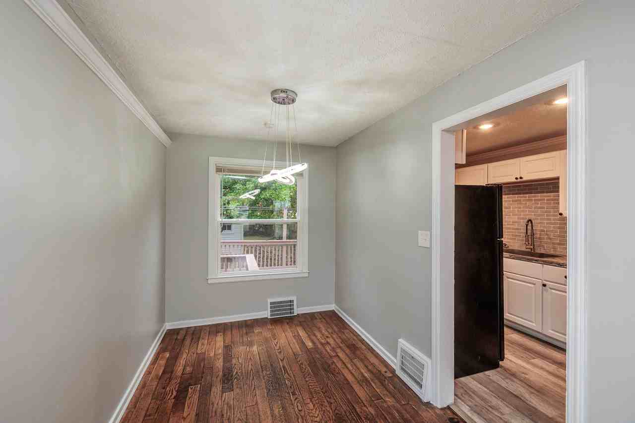 1558 E 256th St - Photo 4 of 15