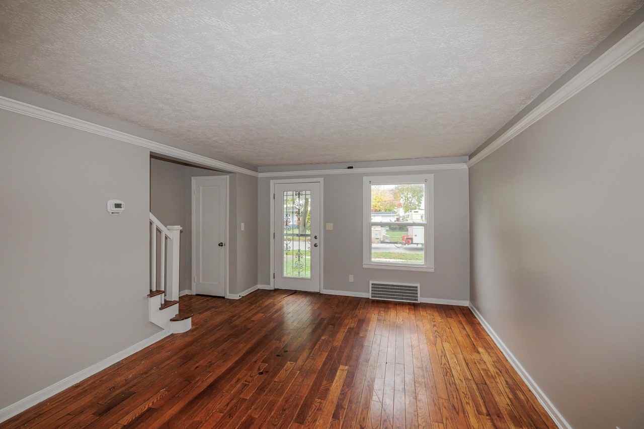 1558 E 256th St - Photo 6 of 15