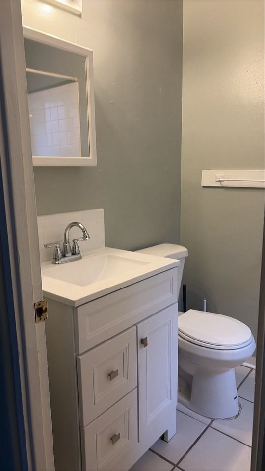 201 Girard Blvd Se - Photo 6 of 11
