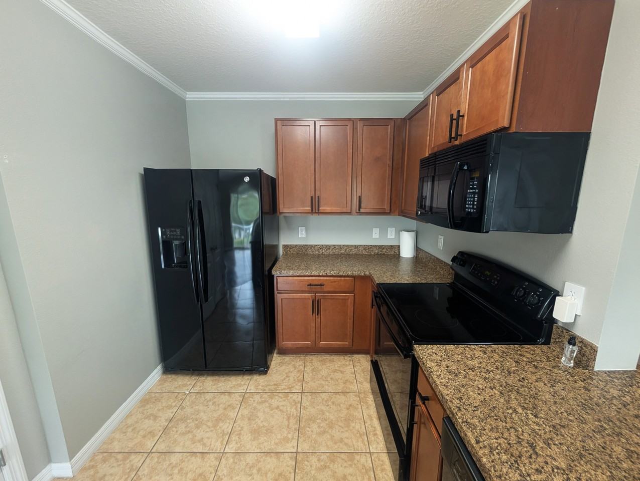 803 Ashentree Dr - Photo 4 of 22