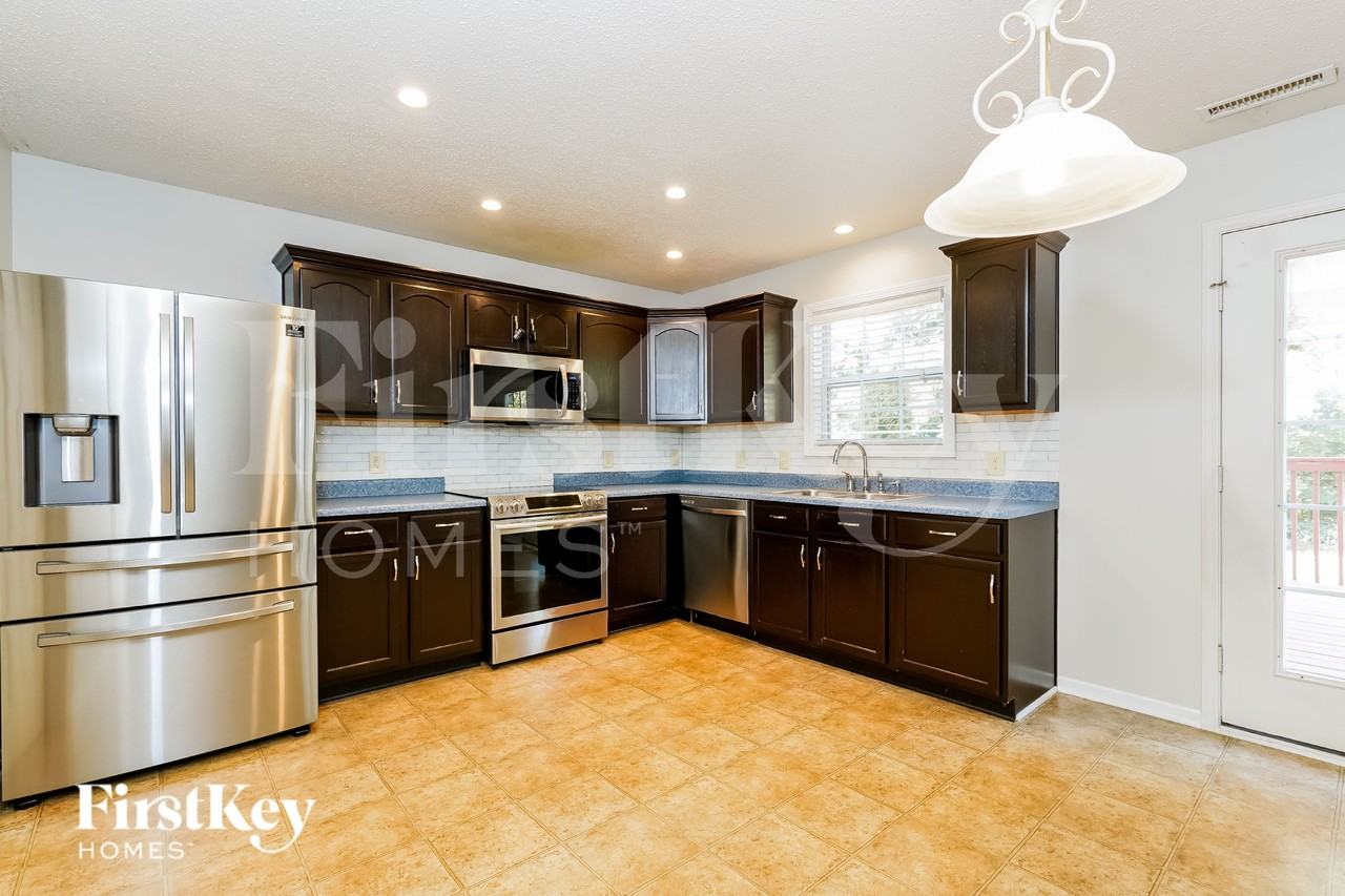 1204 N Aberdeen Dr - Photo 6 of 15