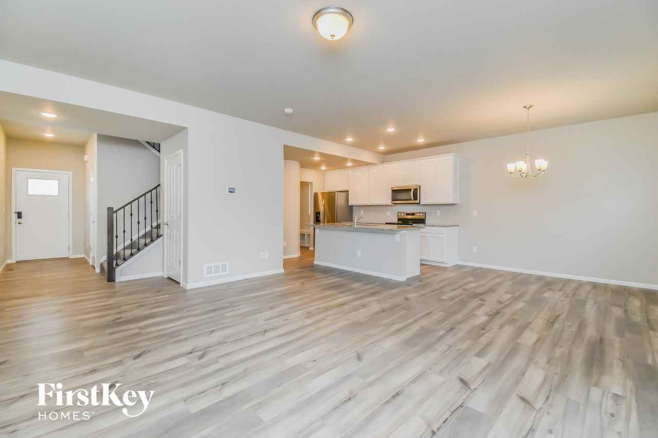11139 Murrelet Dr - Photo 2 of 15