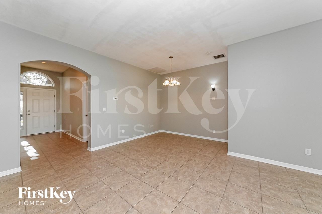 7976 113th Avenue Cir E - Photo 5 of 20