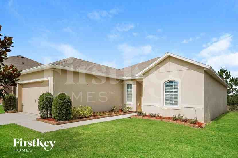 836 Freedom Blvd - Photo 2 of 16