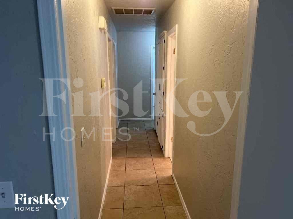 14312 Smithurst Rd - Photo 3 of 11