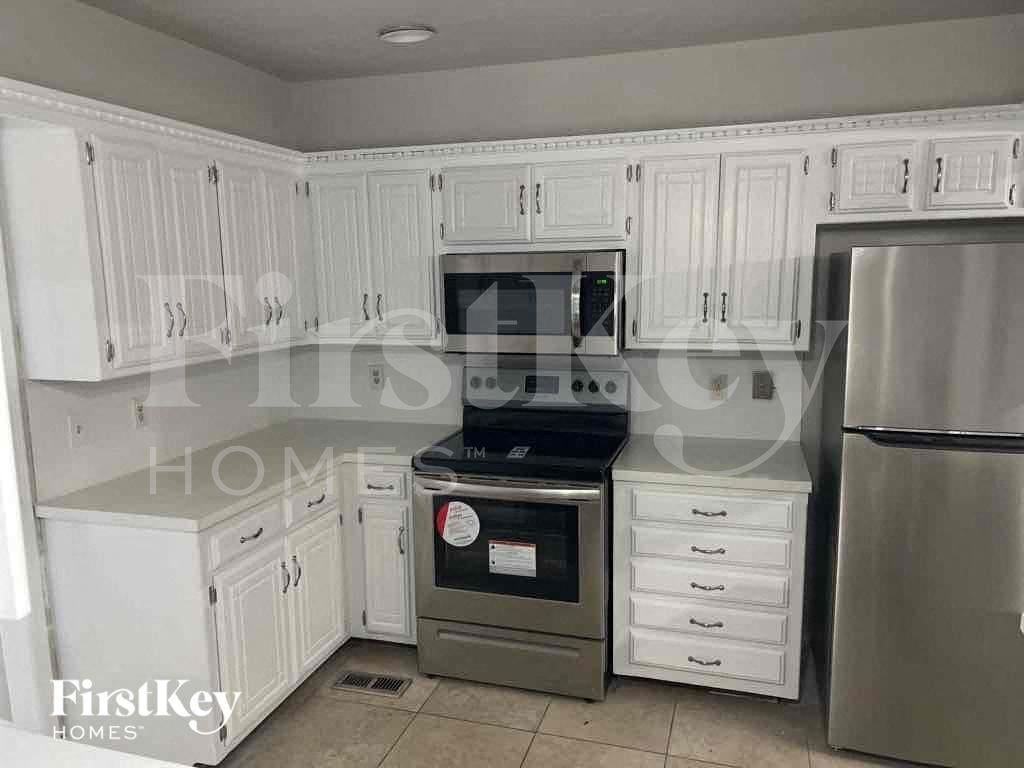 14312 Smithurst Rd - Photo 5 of 11