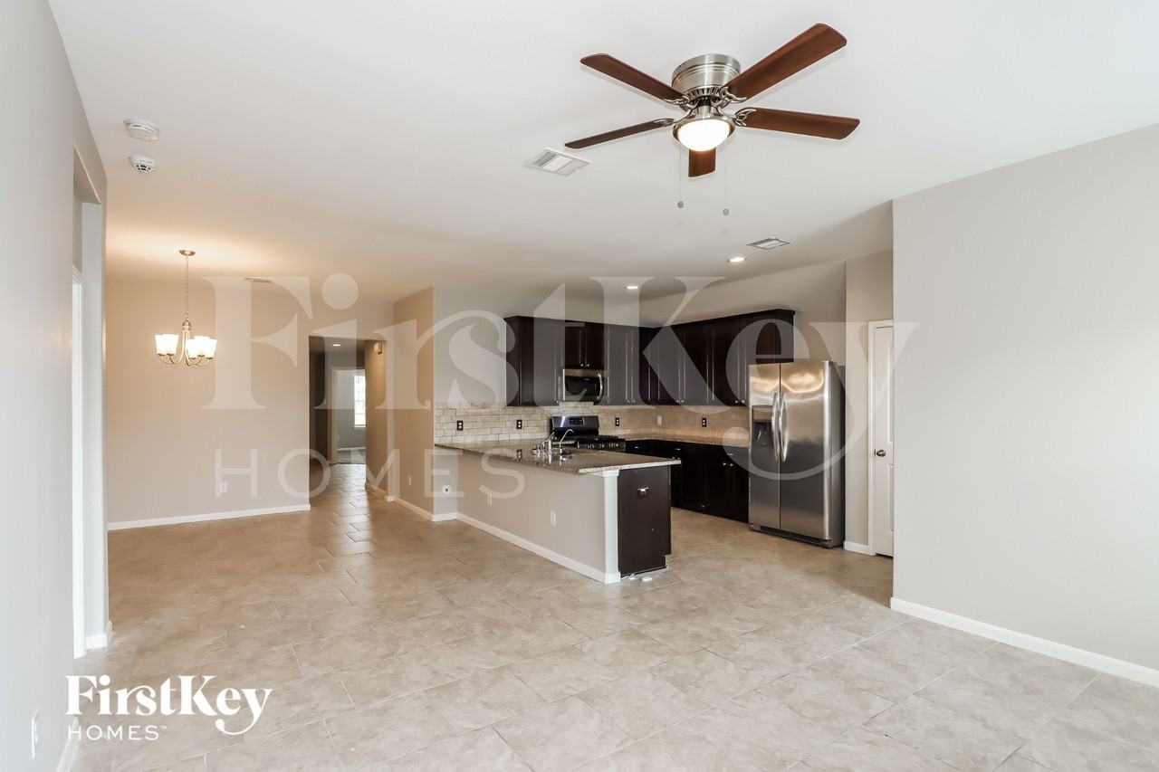 3107 Specklebelly Dr - Photo 4 of 16