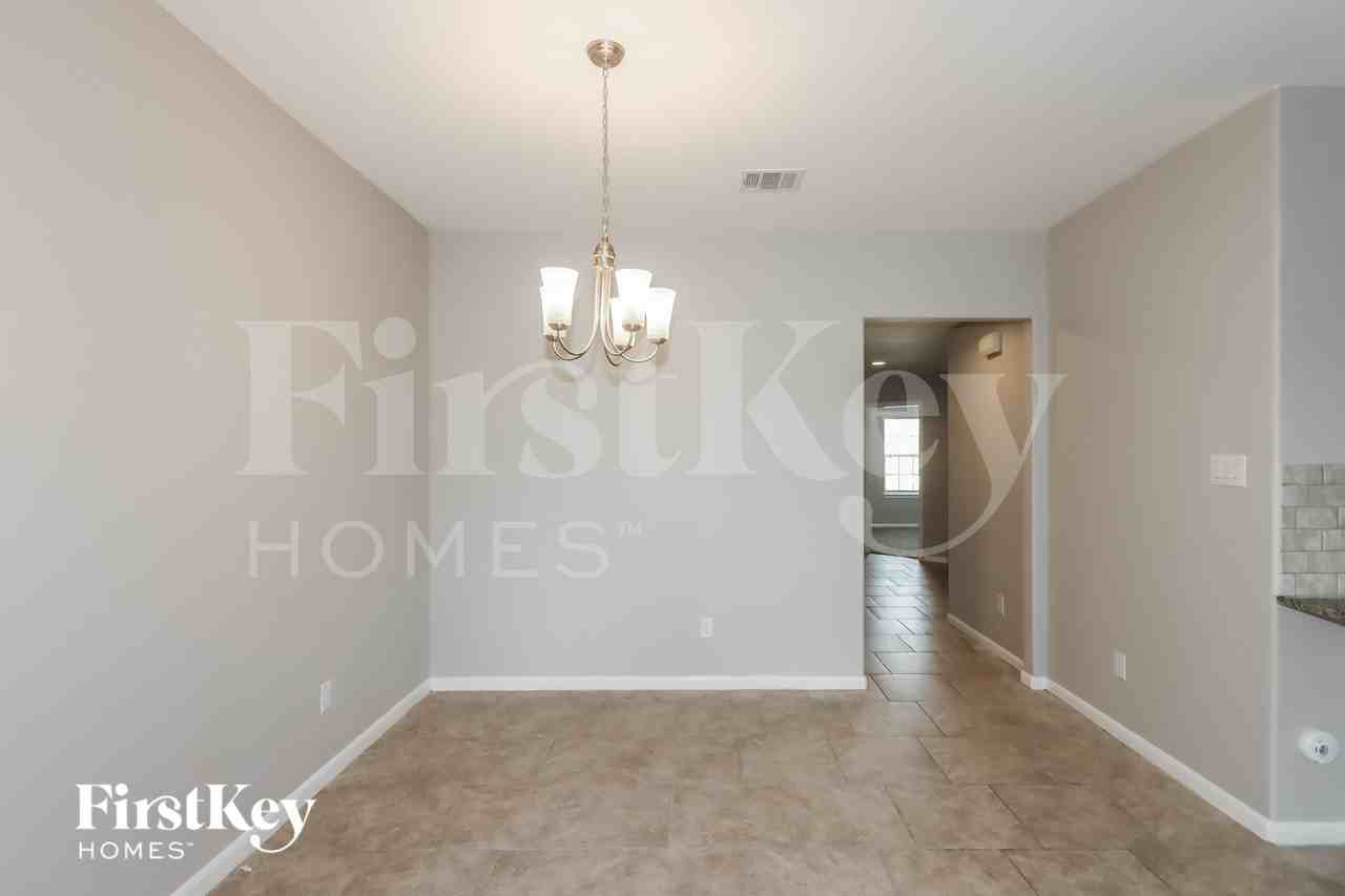 3107 Specklebelly Dr - Photo 5 of 16