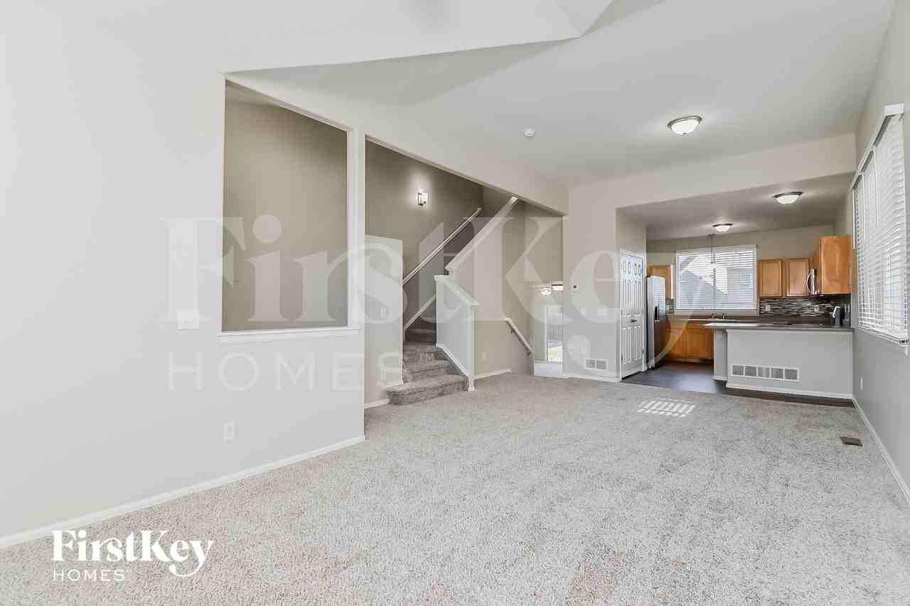6021 Santo Domingo Rd - Photo 3 of 15