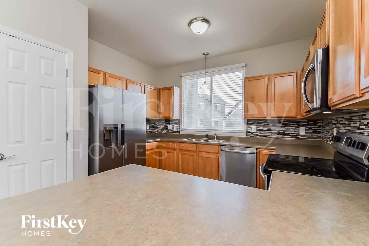 6021 Santo Domingo Rd - Photo 5 of 15