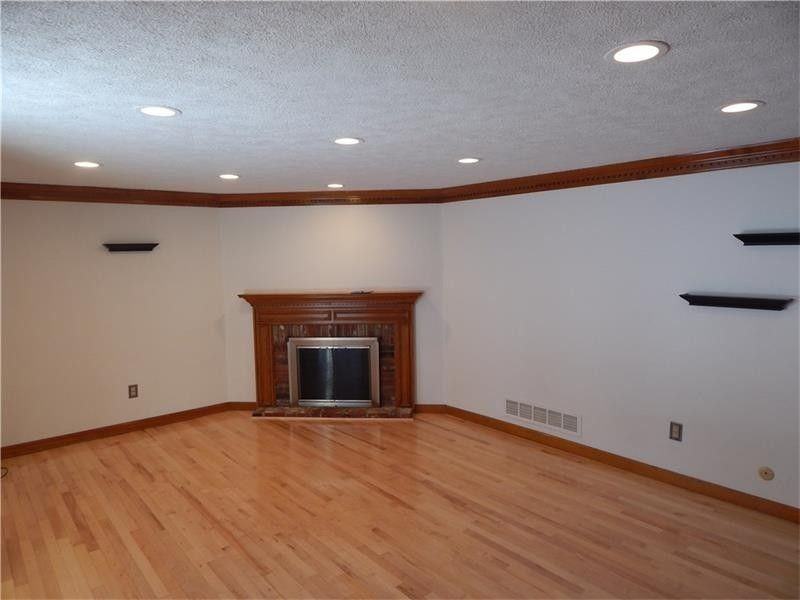 10006 Oakridge Dr #NA - Photo 7 of 20