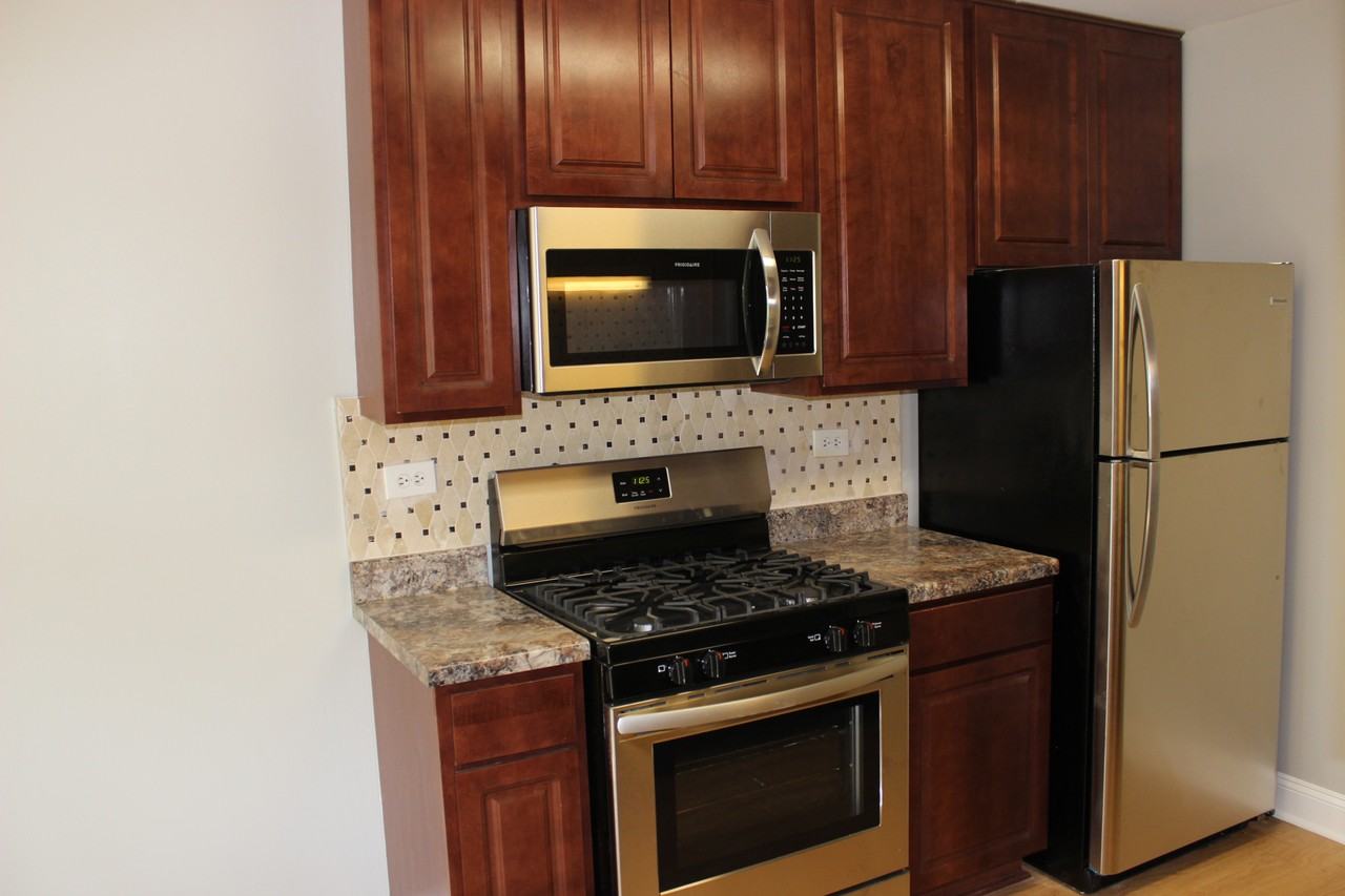 745 Candleridge Ct #A2 - Photo 2 of 23