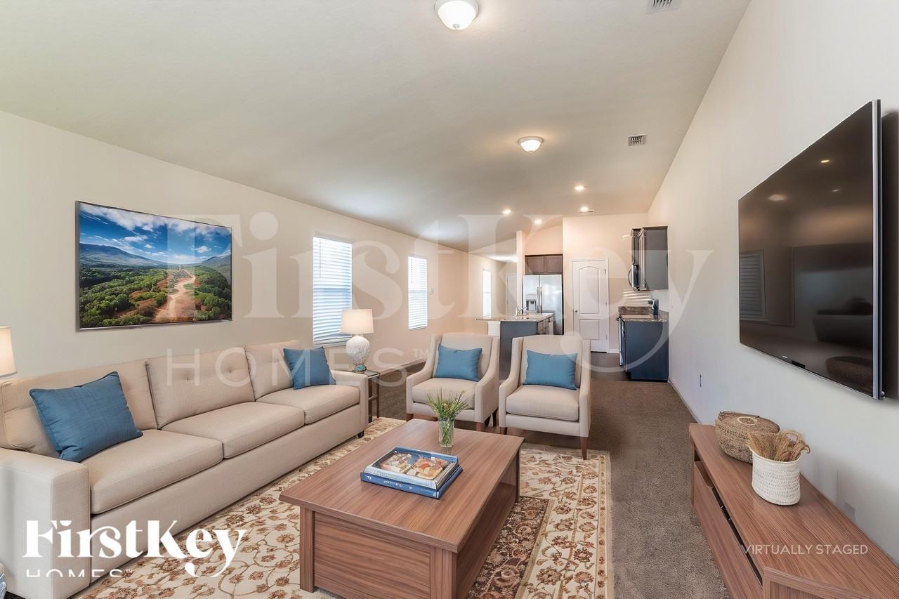 8078 Cape Fox Dr - Photo 3 of 19