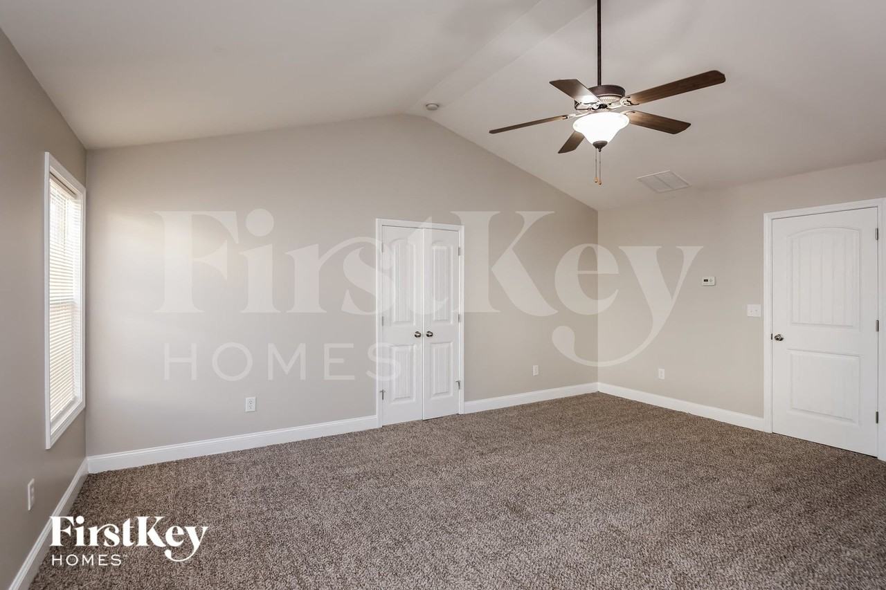 155 Pebblefield Trce - Photo 7 of 15