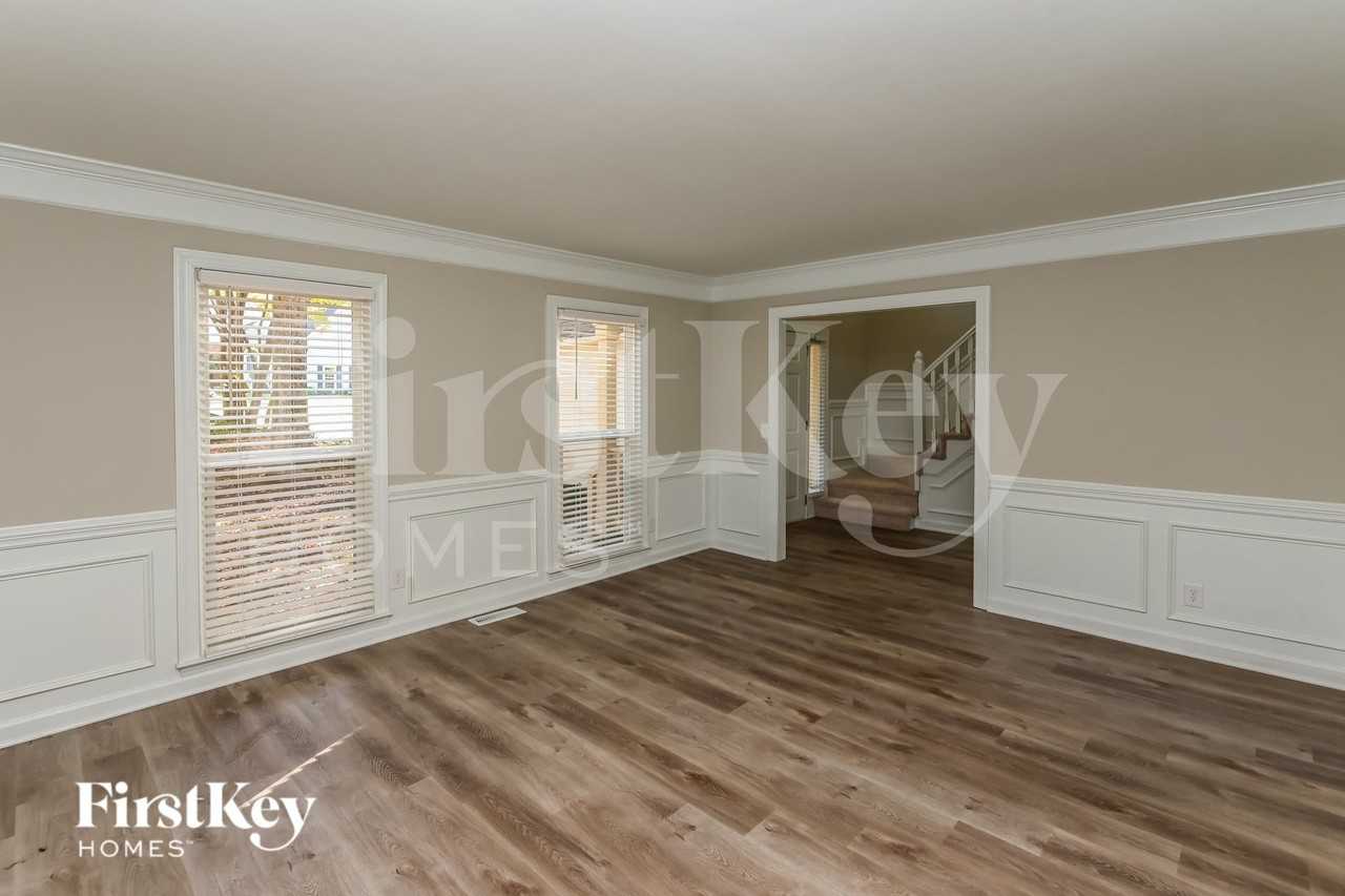 4024 Brownes Ferry Rd - Photo 4 of 15