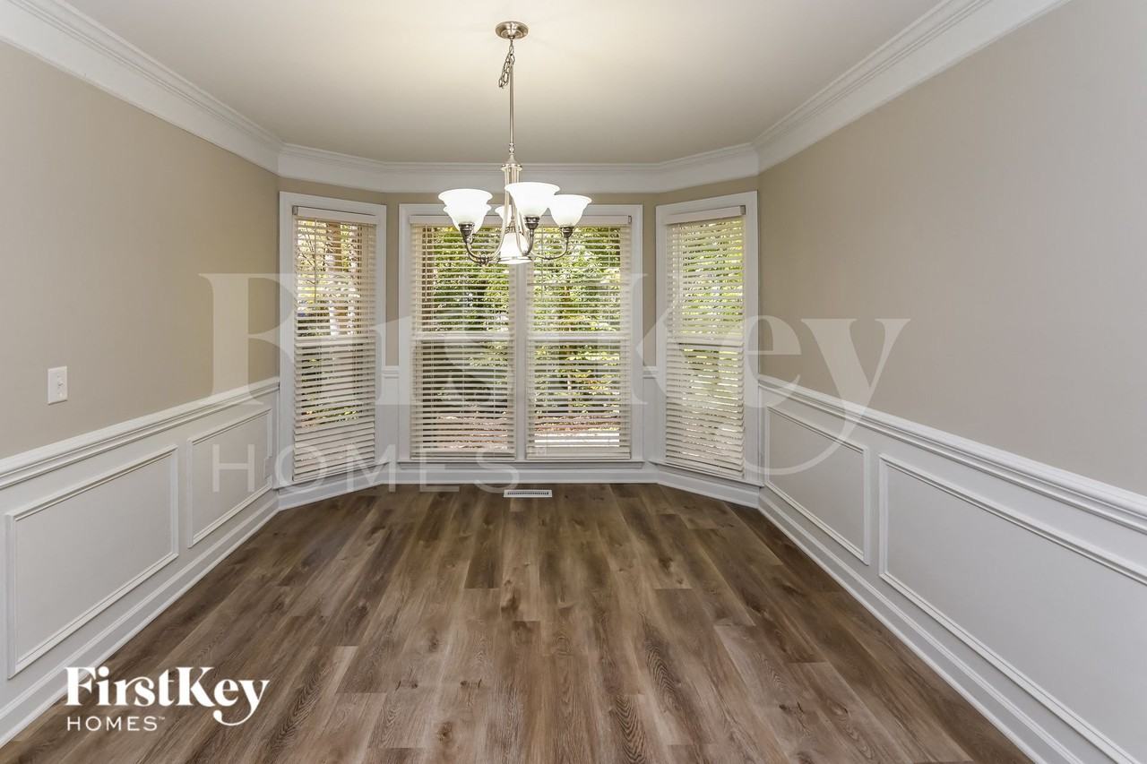 4024 Brownes Ferry Rd - Photo 5 of 15
