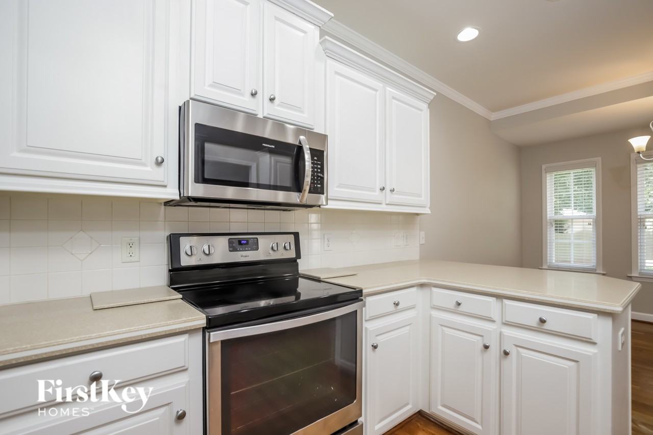 1736 Tredegar Rd - Photo 7 of 15