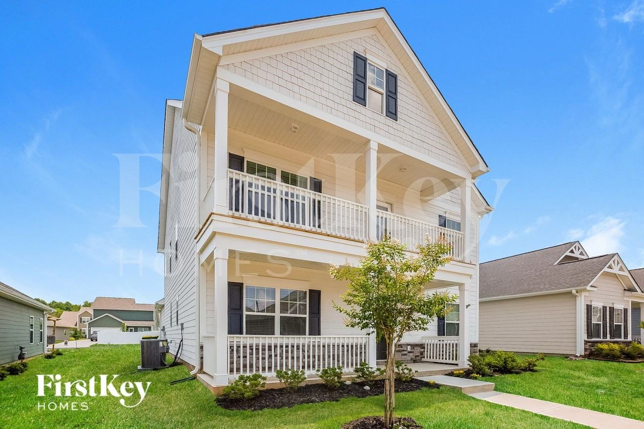 544 Kiser Ln - Photo 3 of 15
