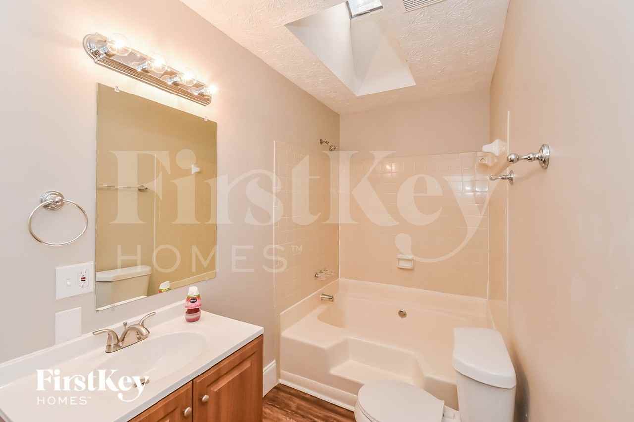 3141 N Woods Trl - Photo 3 of 15