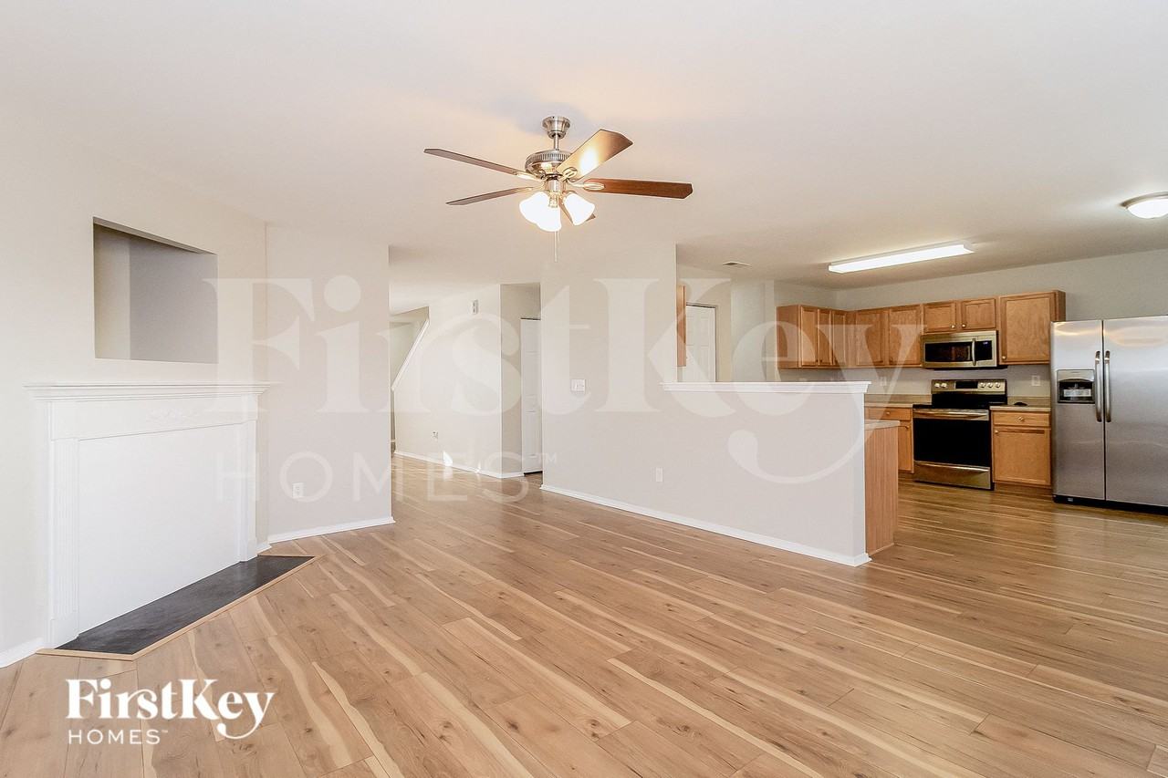 3140 Brookhill Dr - Photo 5 of 16