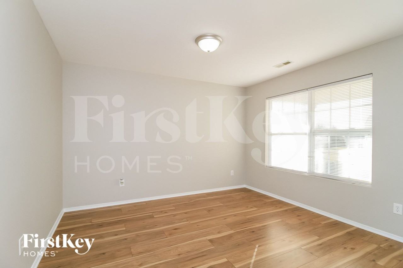 3140 Brookhill Dr - Photo 6 of 16