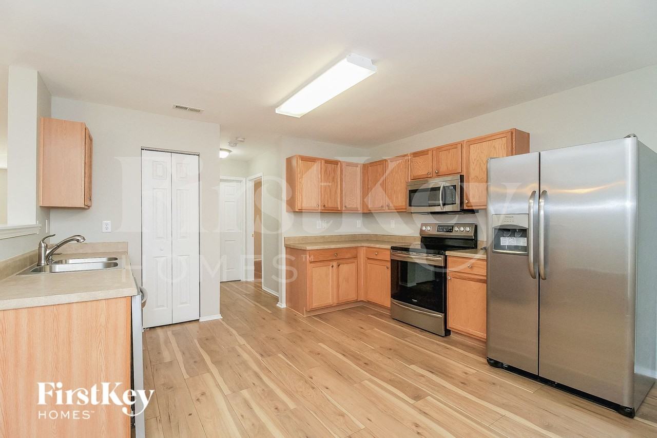 3140 Brookhill Dr - Photo 7 of 16