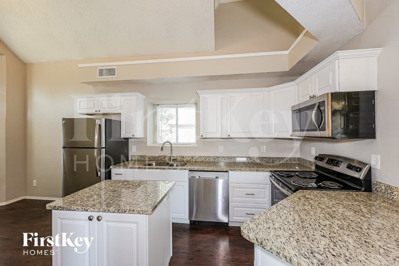 2140 Birch Bend Dr - Photo 6 of 20