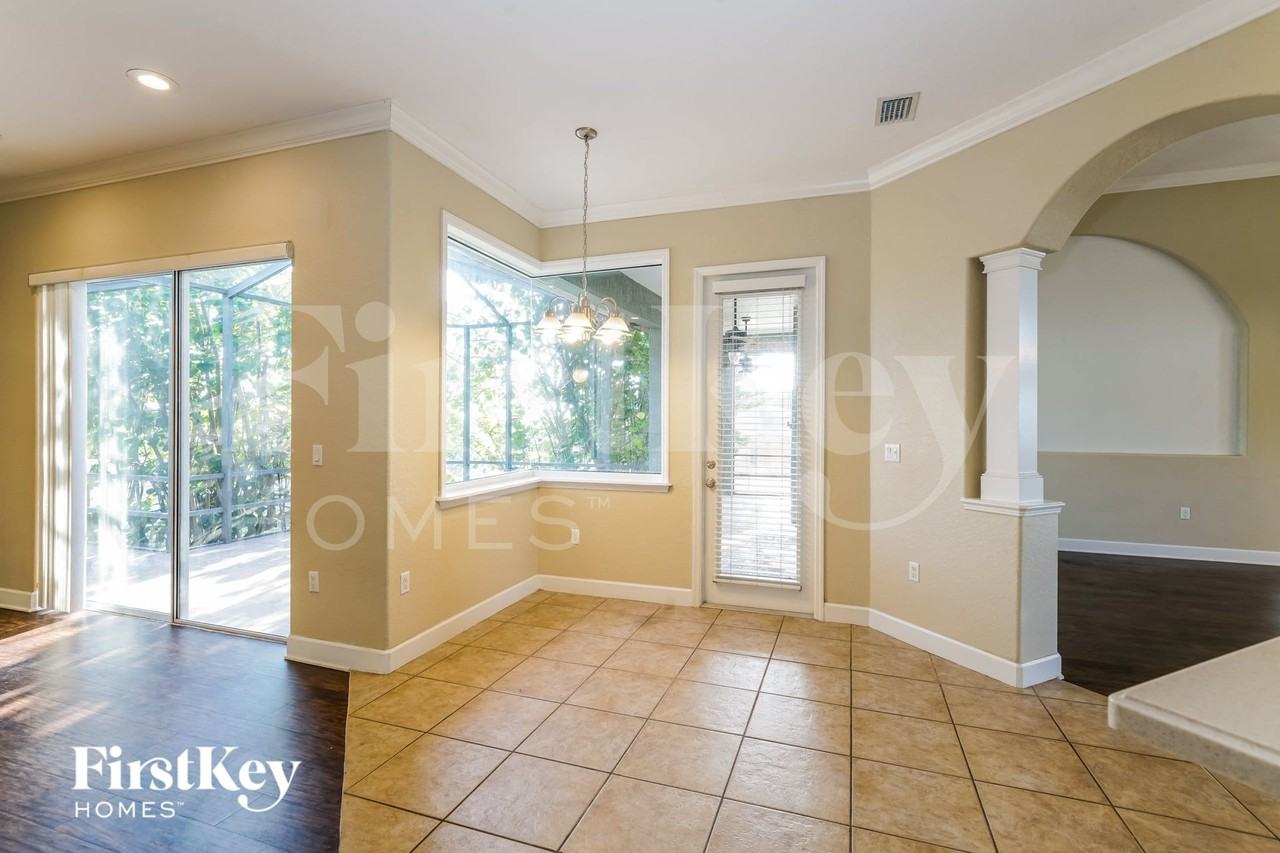 6708 Highlands Creek Loop - Photo 5 of 16