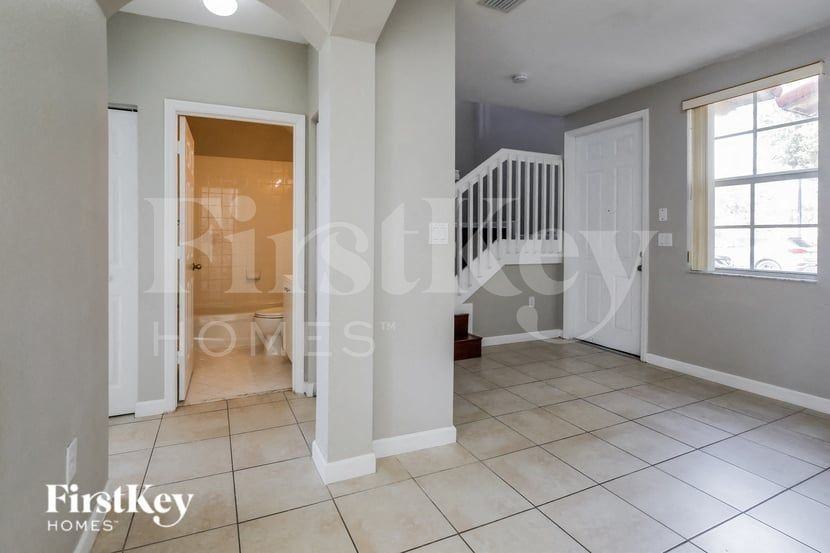 3370 Nedrive #103-29 - Photo 4 of 17
