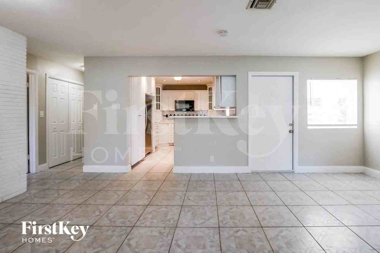 2931 Nave - Photo 5 of 16