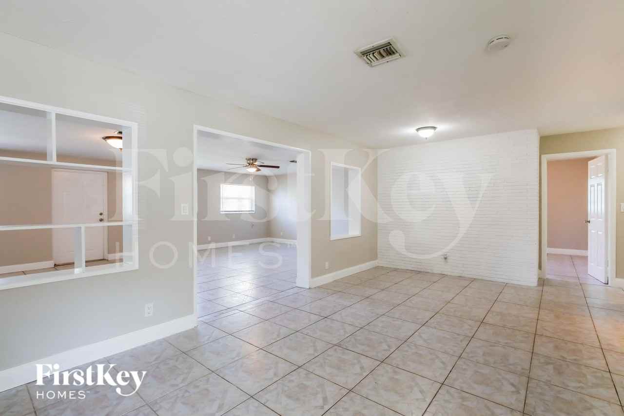 2931 Nave - Photo 6 of 16