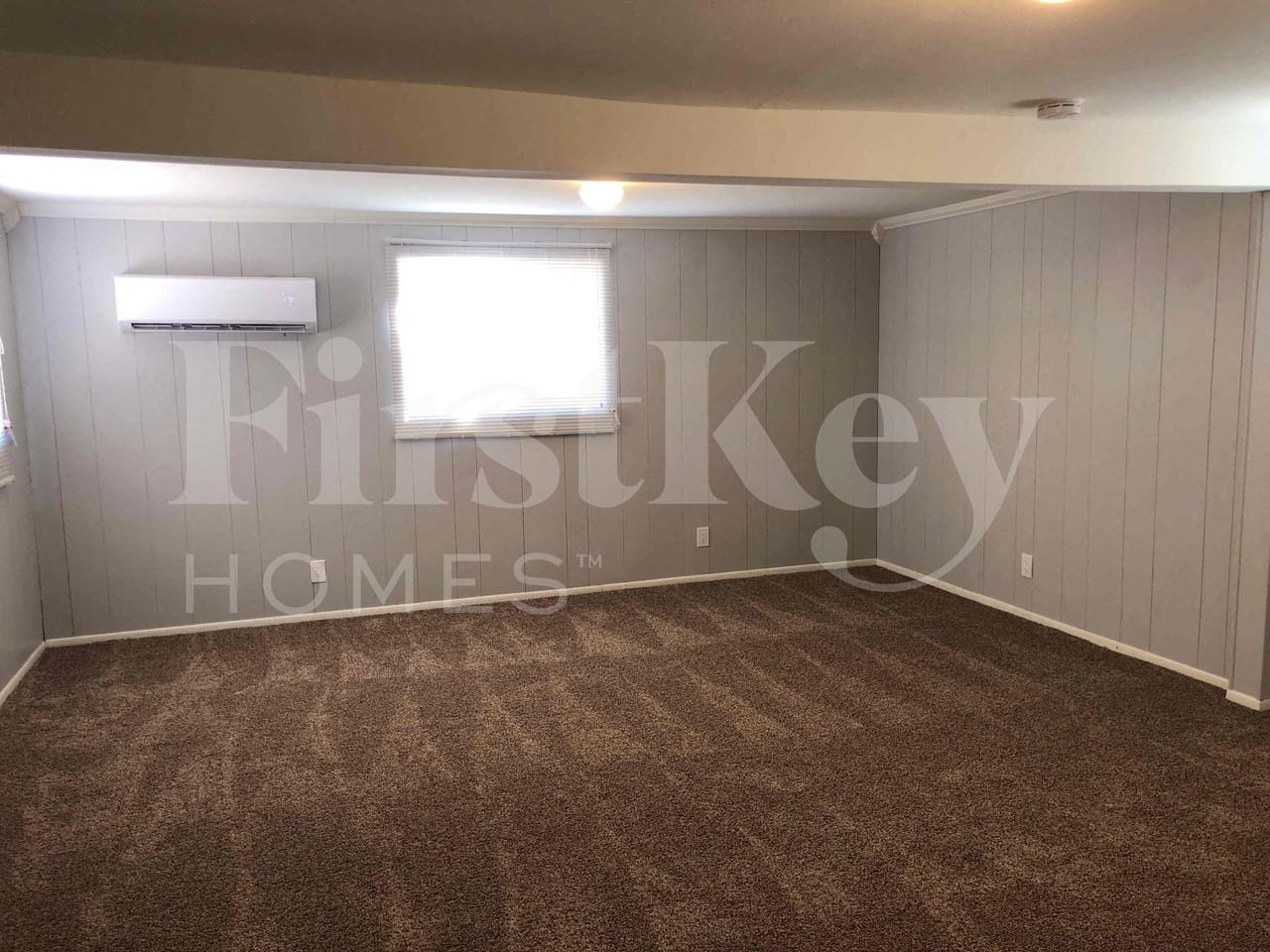 2319 W Wood Dr - Photo 7 of 17