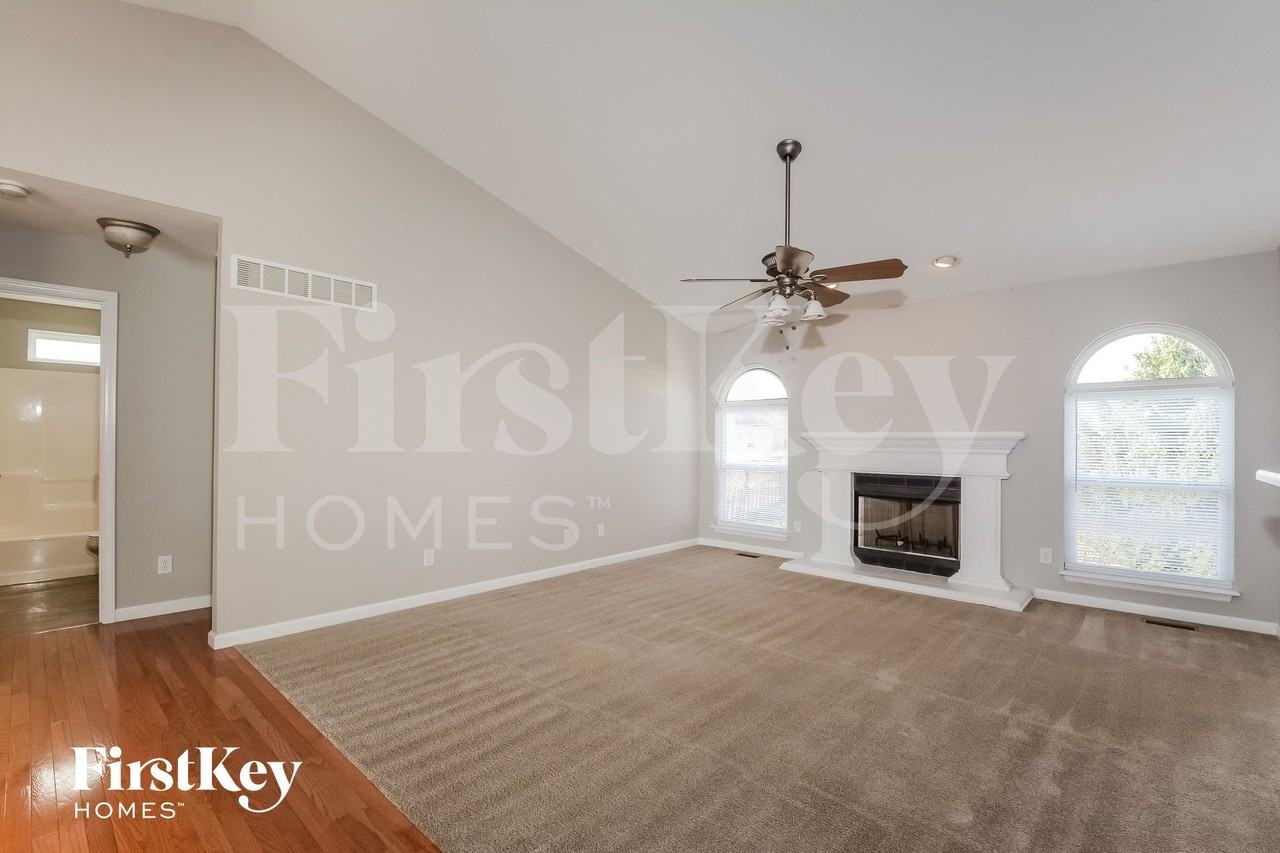 124 Peine Hollow Pl - Photo 3 of 15