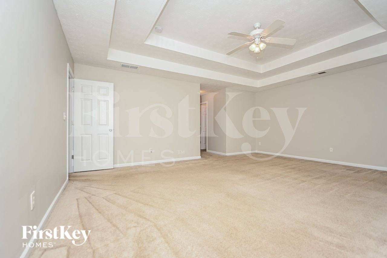 1225 Mills Cove Dr - Photo 6 of 16