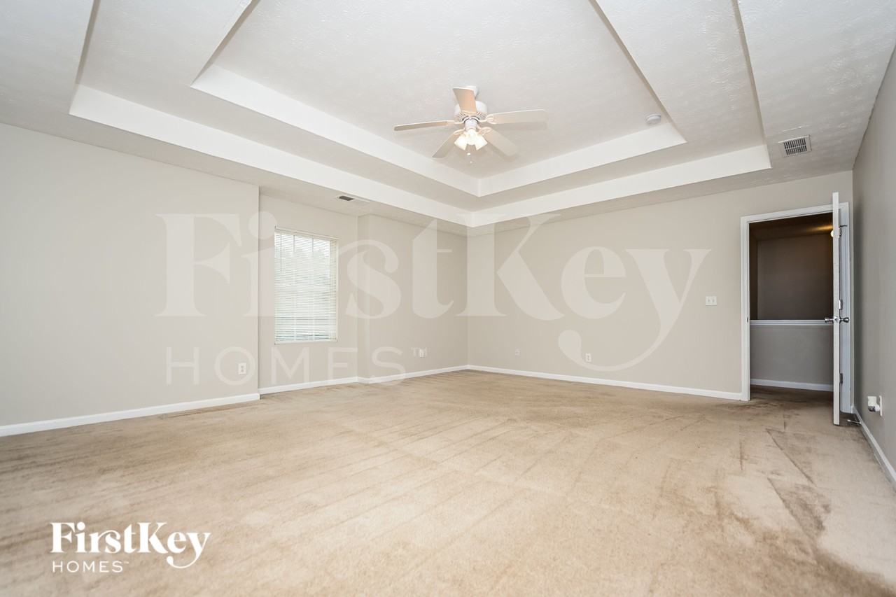 1225 Mills Cove Dr - Photo 7 of 16