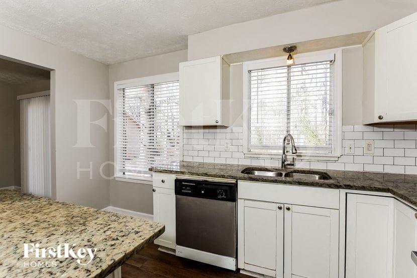 102 Parkview Dr - Photo 7 of 15