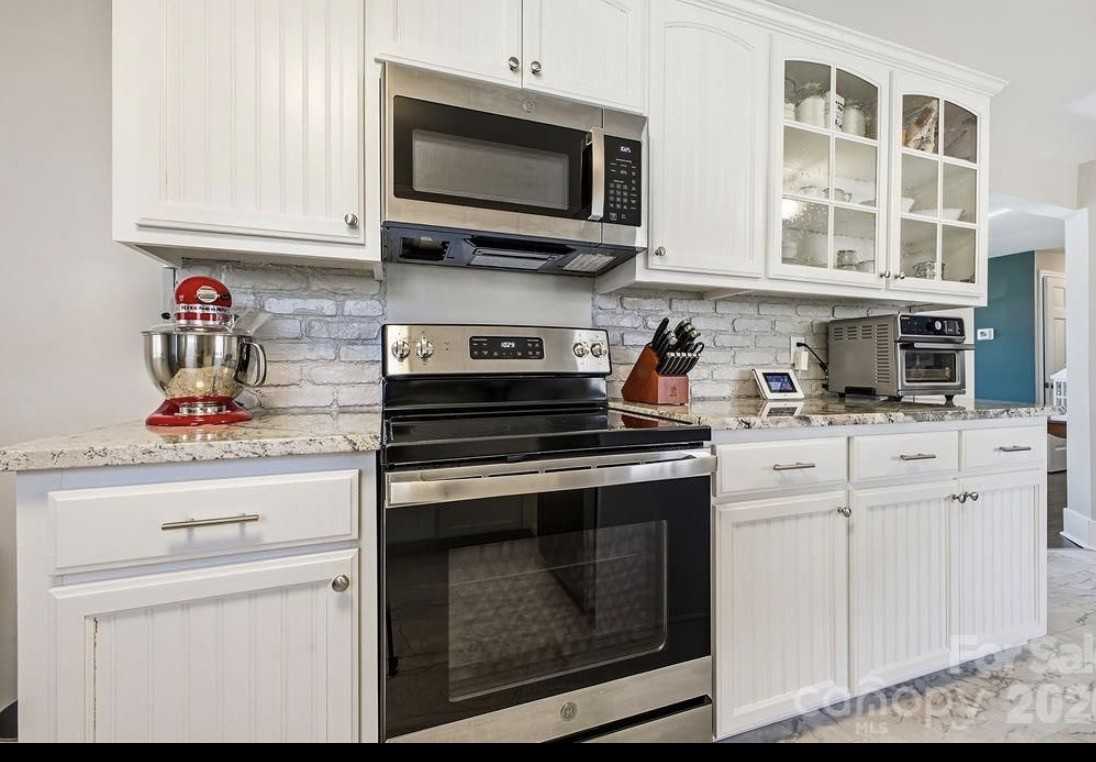 2841 20th St Ne #NA - Photo 6 of 17