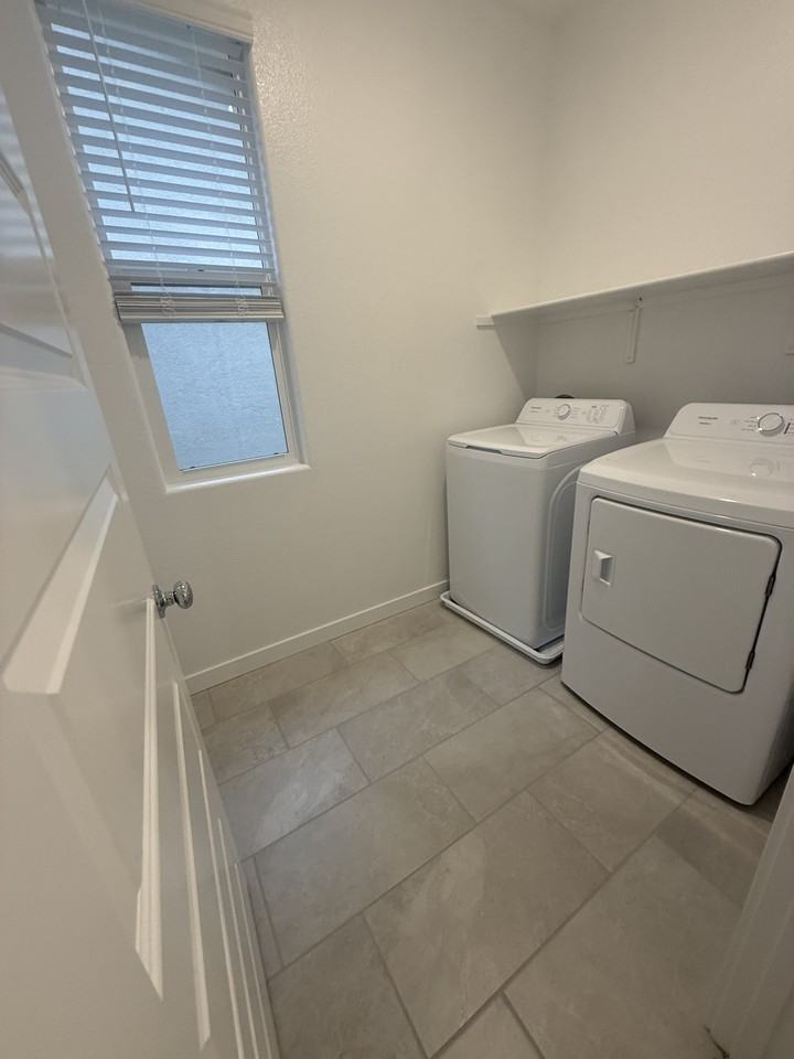 2305 Holcolm Pl #NA - Photo 6 of 19